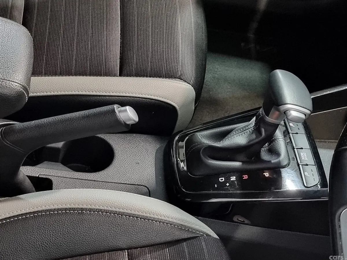 Kia Stonic Hatchback, Petrol Hybrid, 2025, Silver