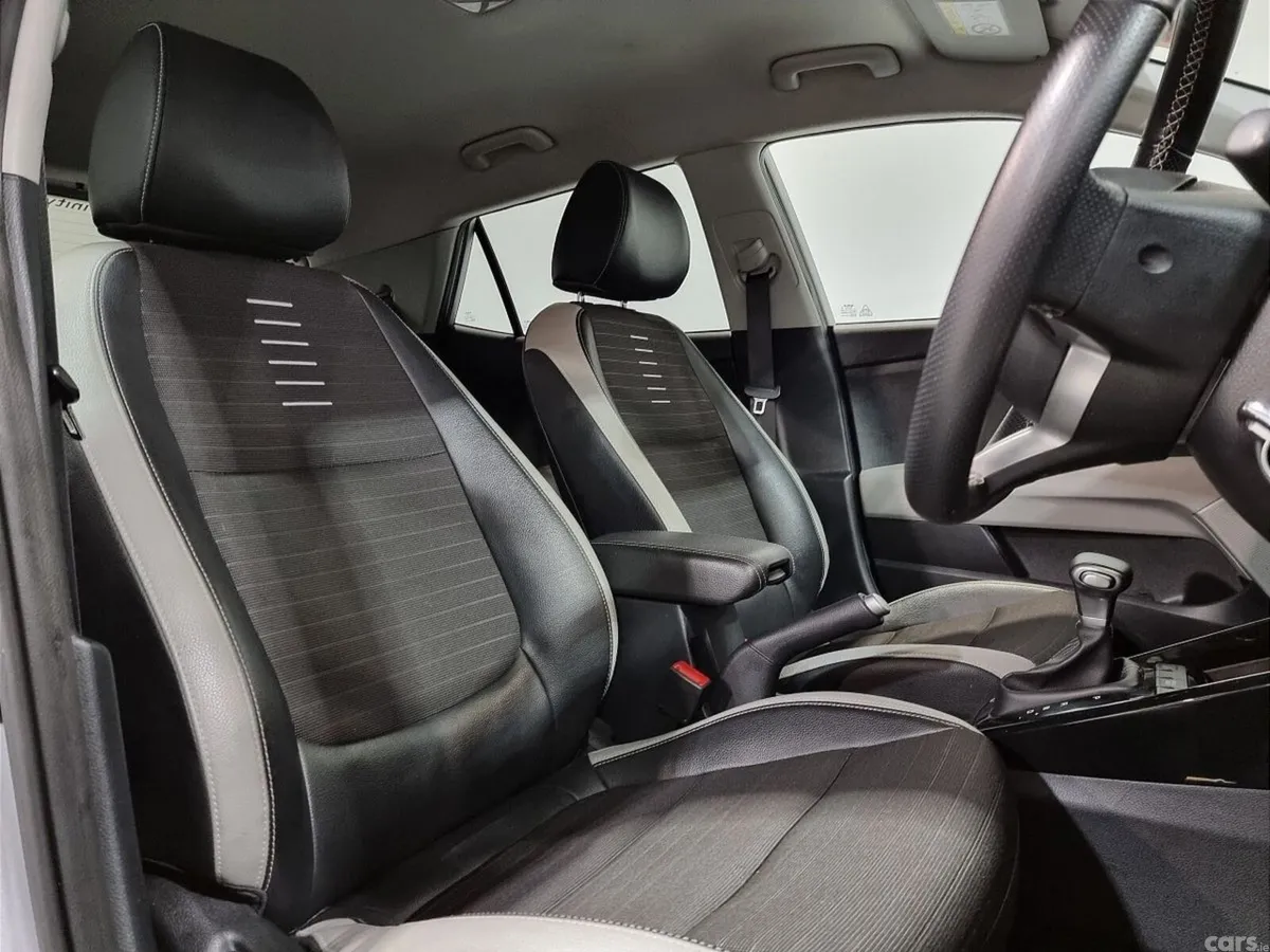 Kia Stonic Hatchback, Petrol Hybrid, 2025, Silver