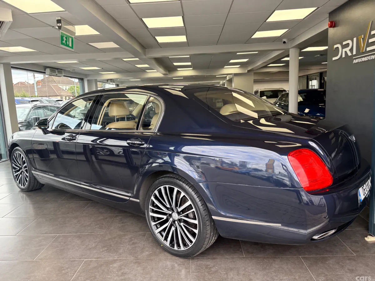 Bentley Flying Spur Saloon, Petrol, 2006, Blue