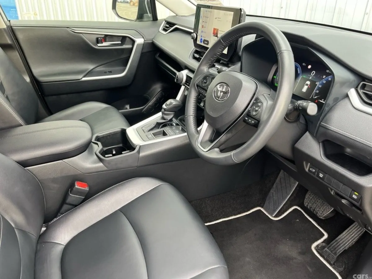 Toyota RAV4 SUV, Petrol Hybrid, 2024, Green