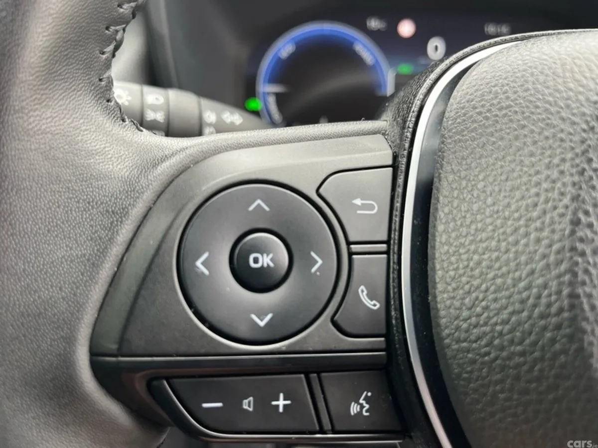 Toyota RAV4 SUV, Petrol Hybrid, 2024, Green