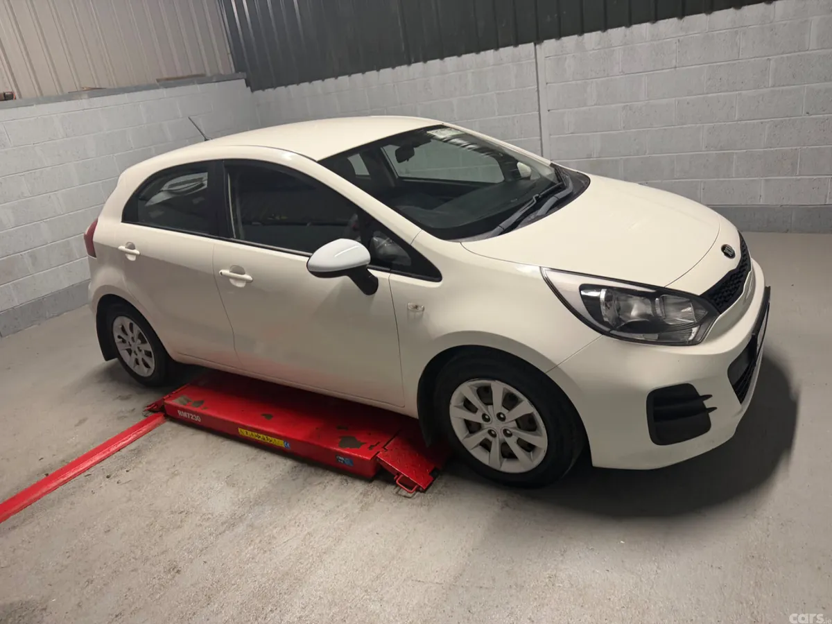 Kia Rio Hatchback, Diesel, 2016, White