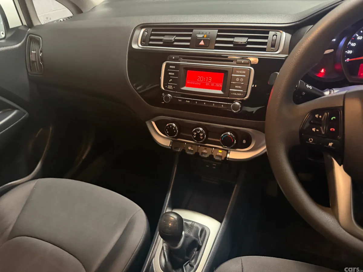 Kia Rio Hatchback, Diesel, 2016, White