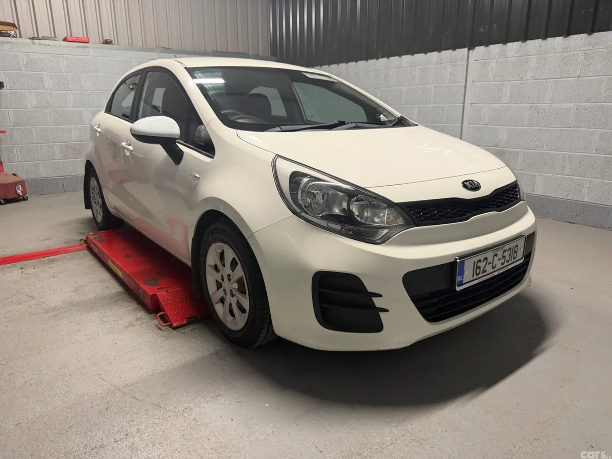 Kia Rio Hatchback, Diesel, 2016, White