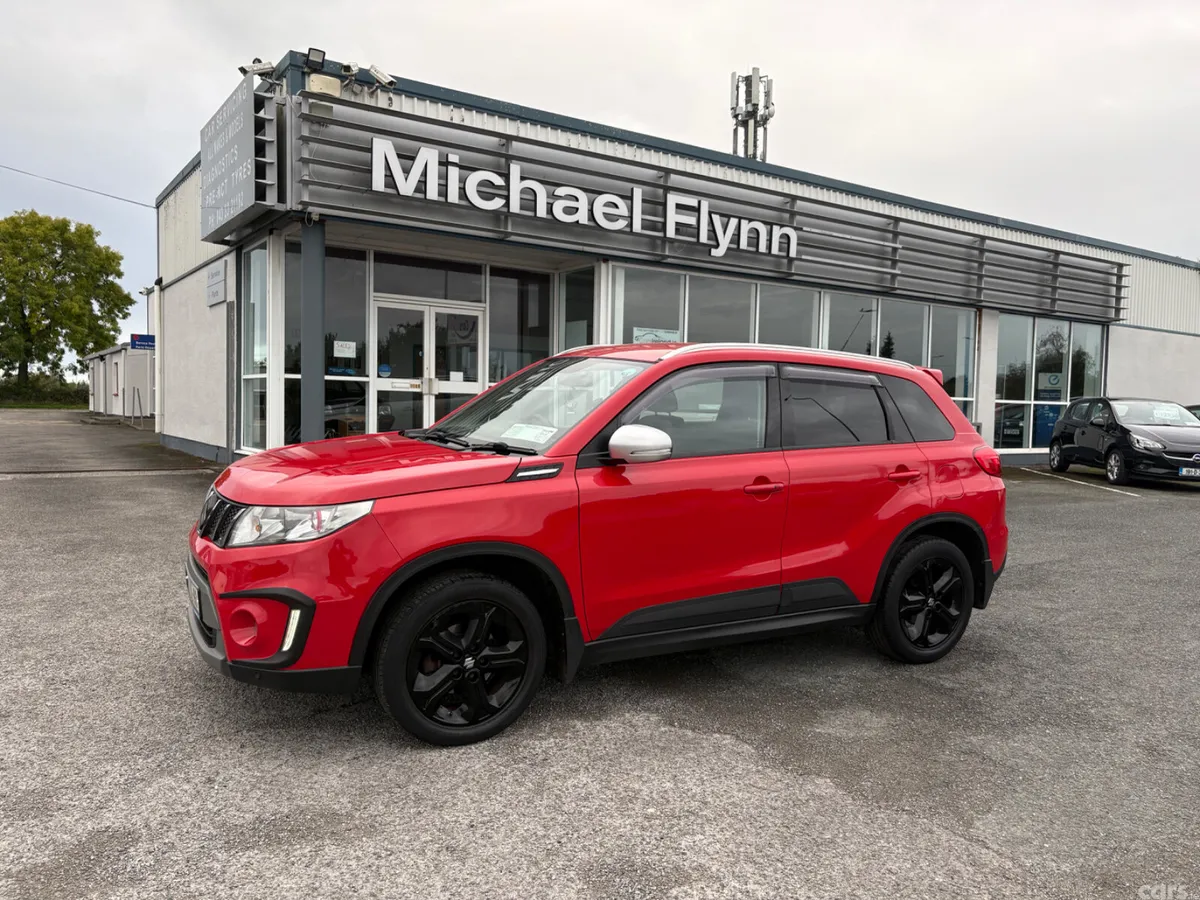 Suzuki Vitara SUV, Petrol, 2018, Red