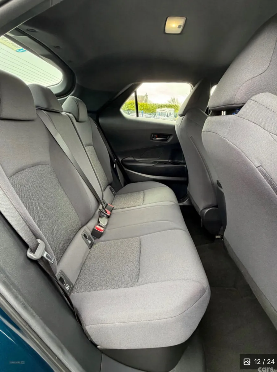 Toyota C-HR+ SUV, Petrol Hybrid, 2024, Blue