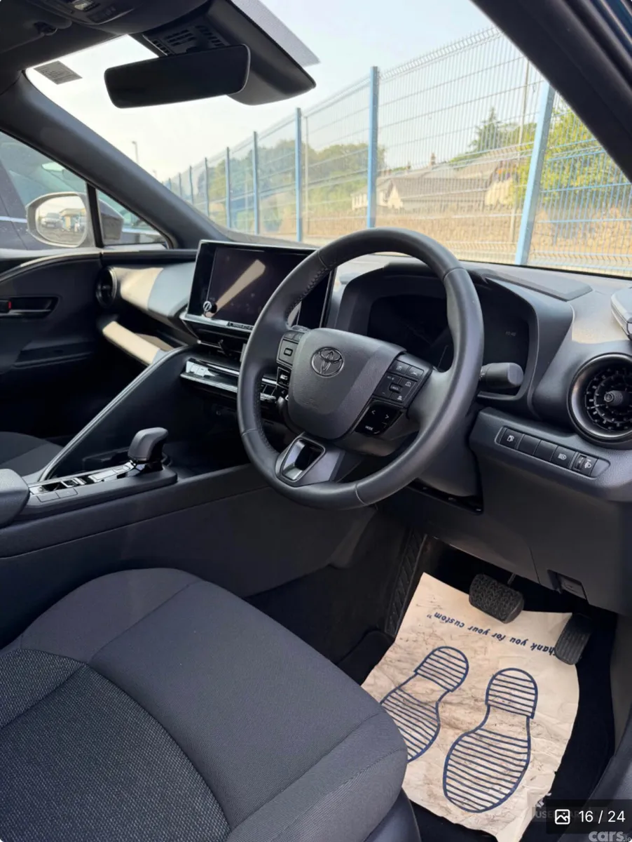 Toyota C-HR+ SUV, Petrol Hybrid, 2024, Blue