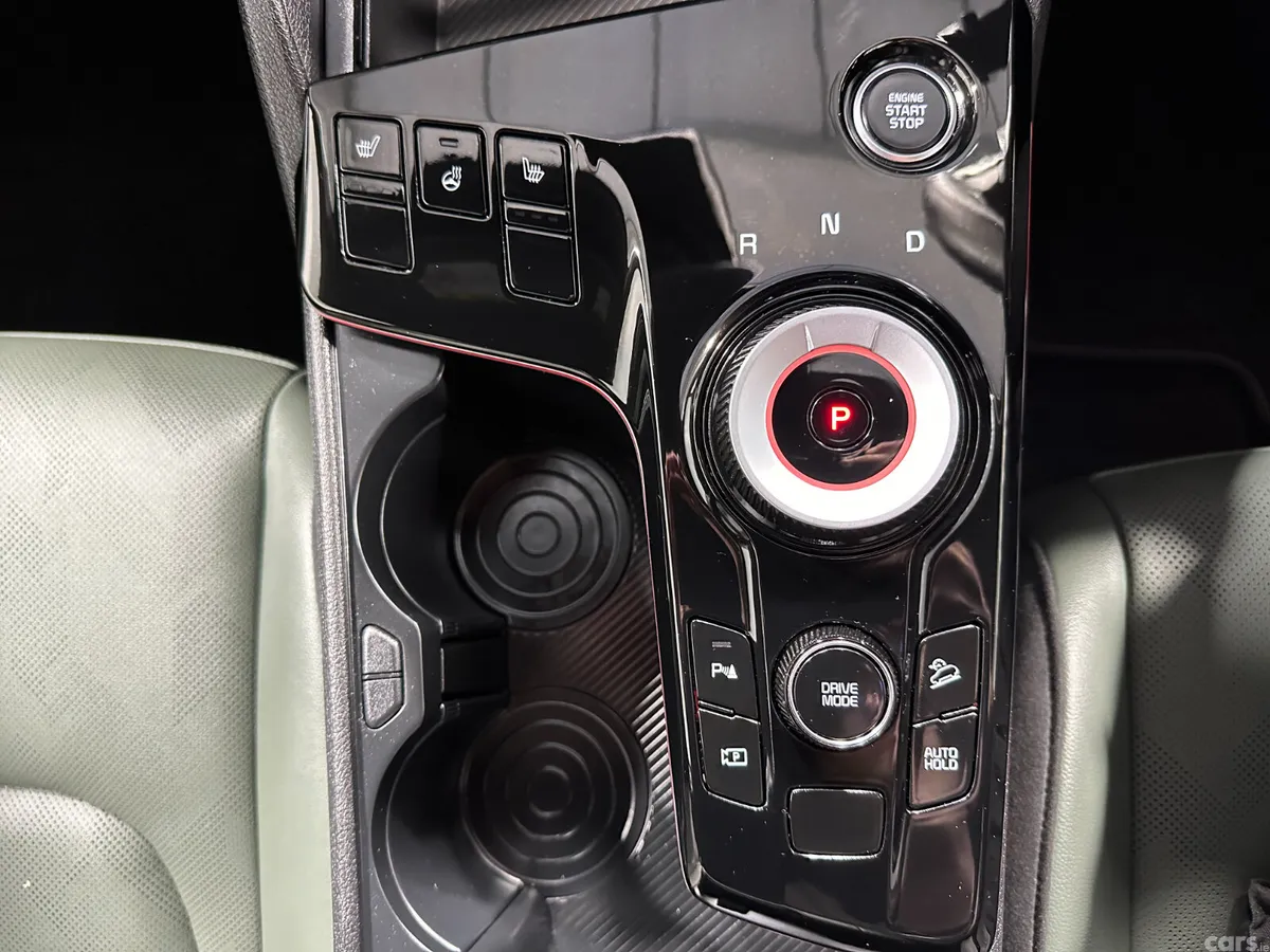 Kia Sportage SUV, Petrol Hybrid, 2024, Grey