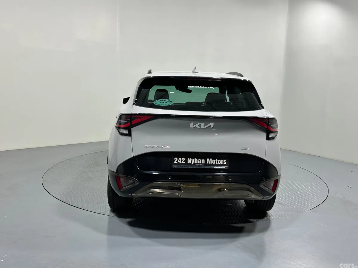 Kia Sportage SUV, Petrol Hybrid, 2024, Grey