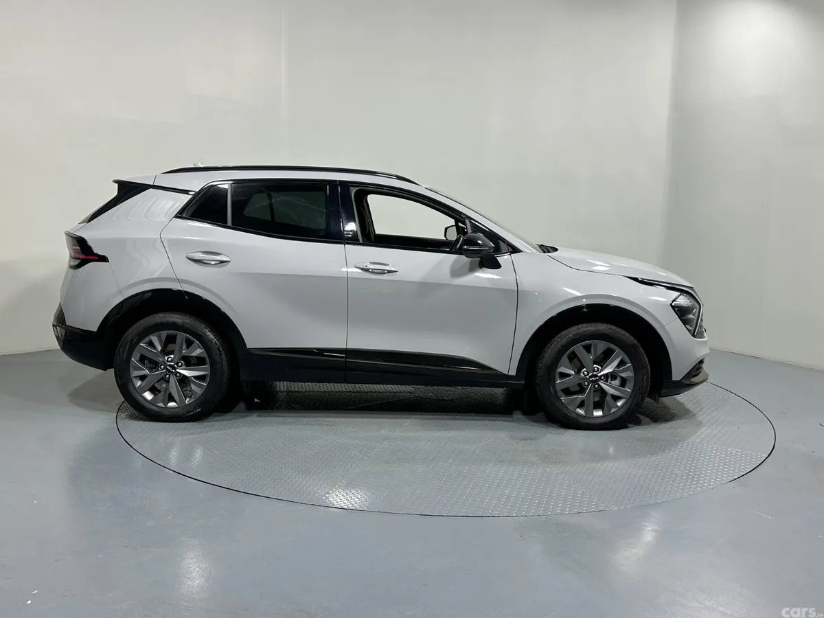 Kia Sportage SUV, Petrol Hybrid, 2024, Grey