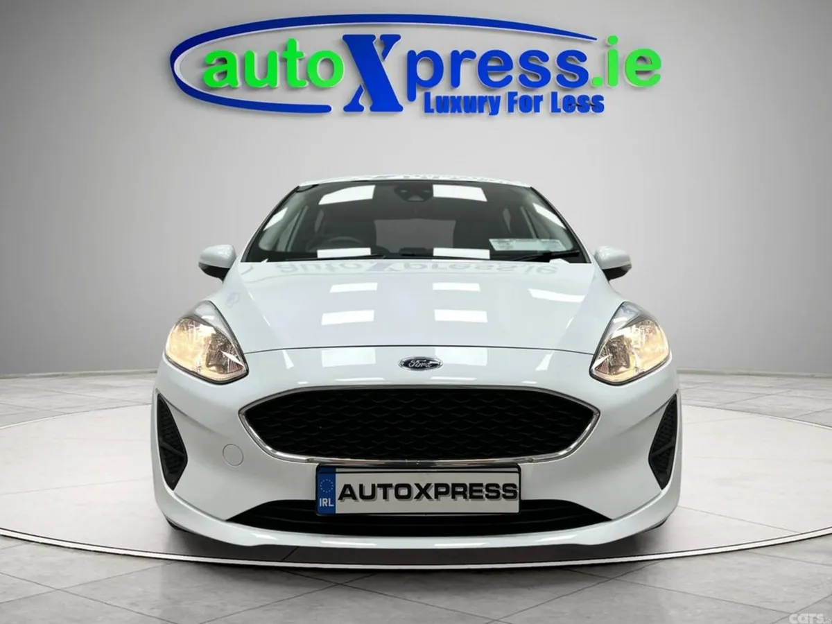 Ford Fiesta Hatchback, Petrol, 2019, White