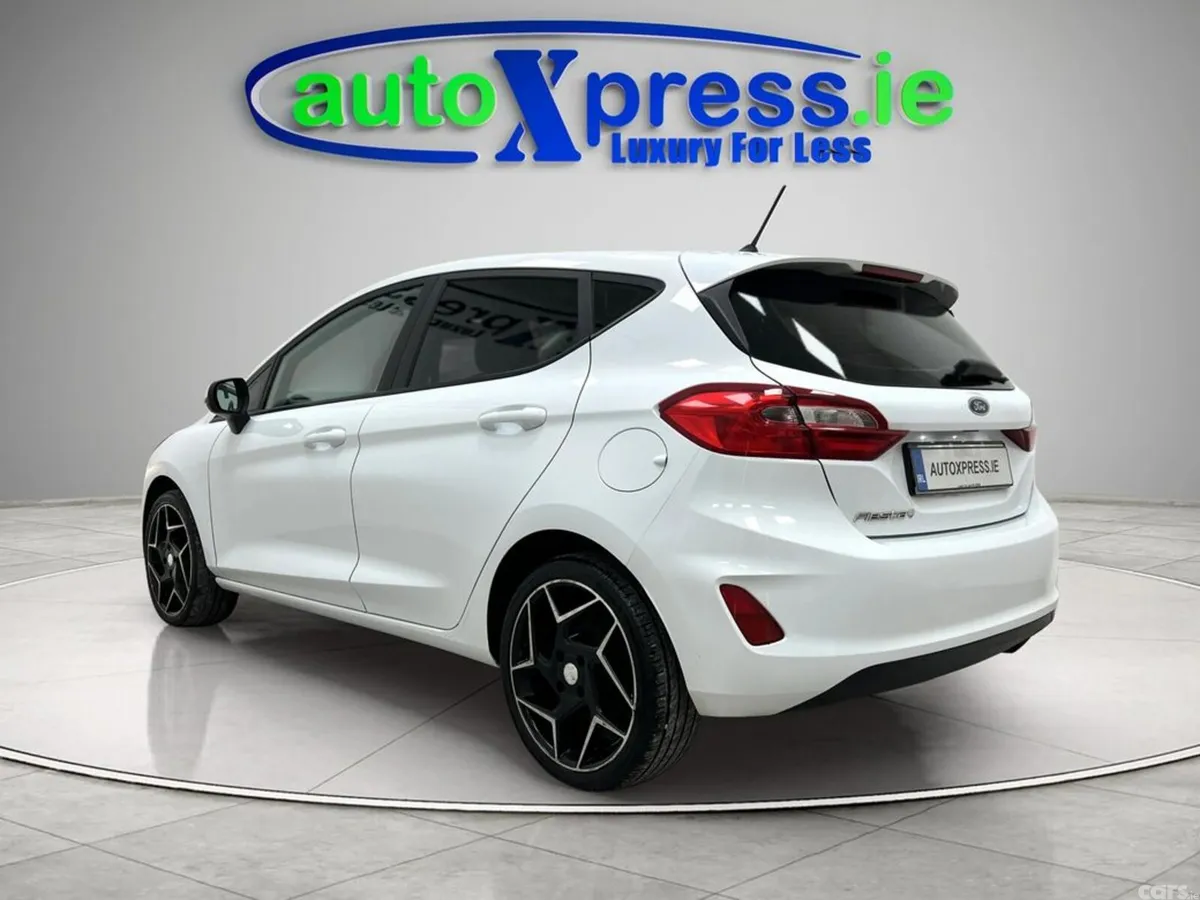 Ford Fiesta Hatchback, Petrol, 2019, White