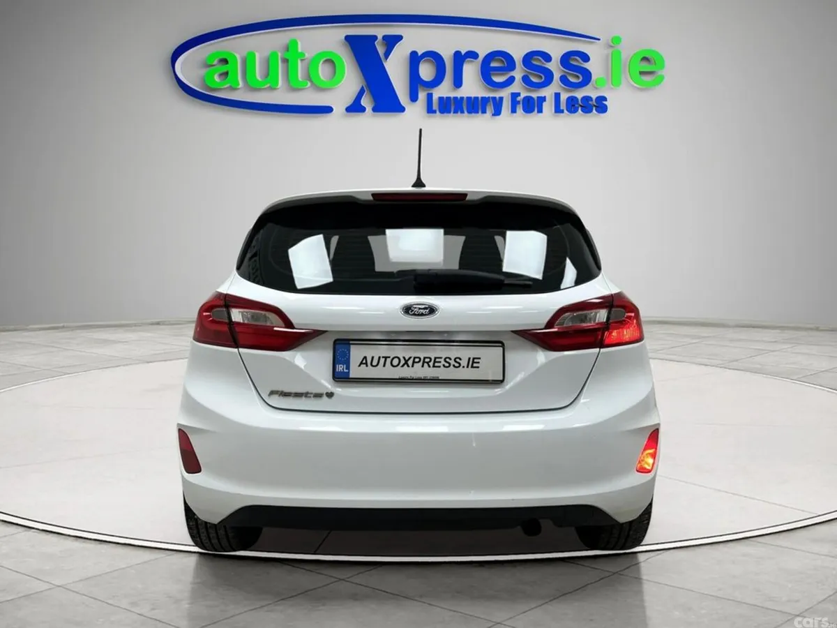 Ford Fiesta Hatchback, Petrol, 2019, White