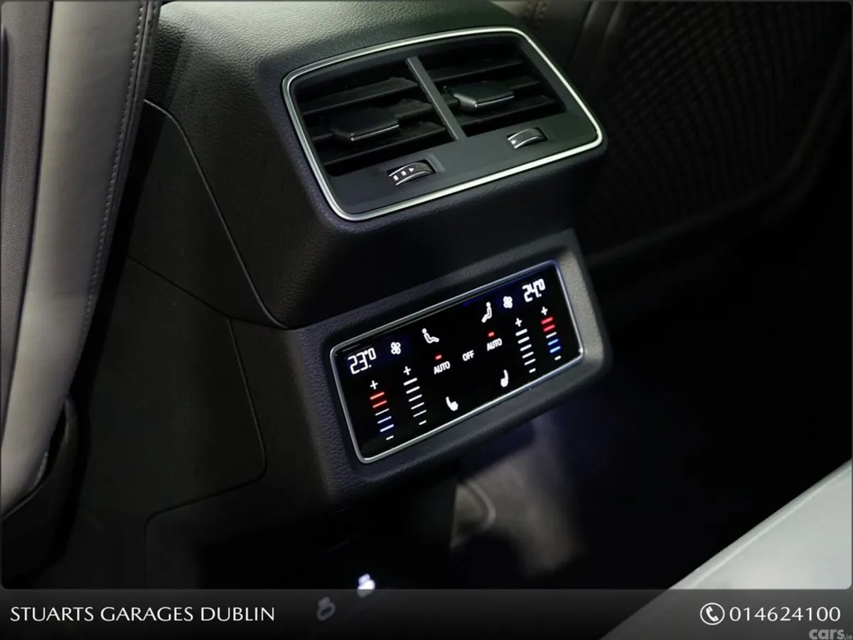 Audi Q8 e-tron Estate, Electric, 2023, Blue