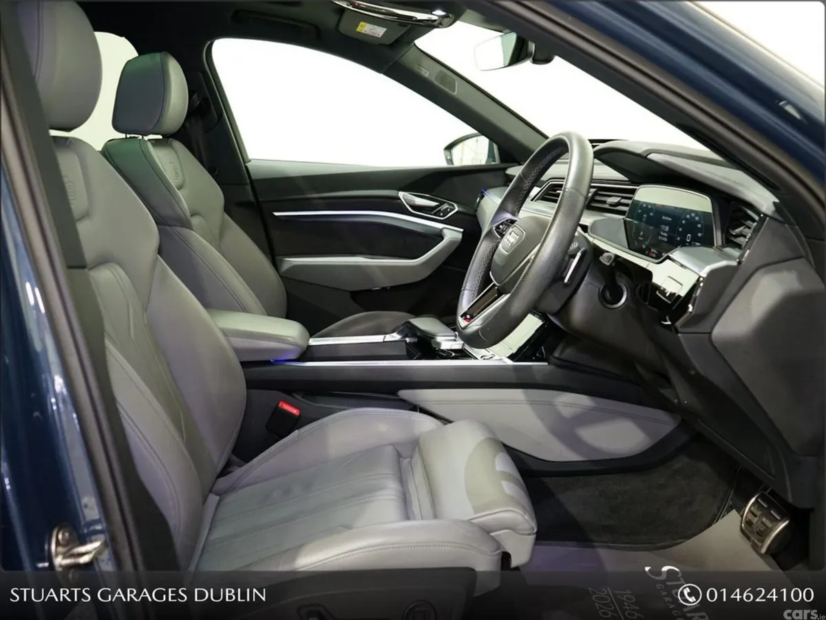 Audi Q8 e-tron Estate, Electric, 2023, Blue