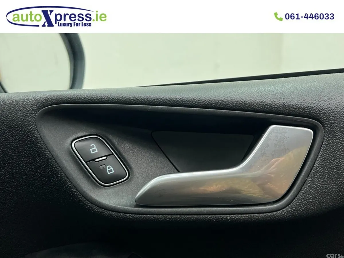 Ford Fiesta Hatchback, Petrol, 2019, White