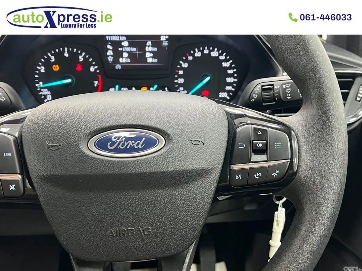 Ford Fiesta Hatchback, Petrol, 2019, White