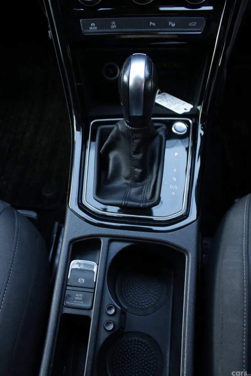 Volkswagen Touran MPV, Diesel, 2020, Black