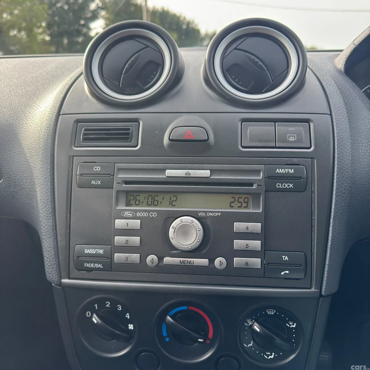 Ford Fiesta Hatchback, Petrol, 2006, Silver