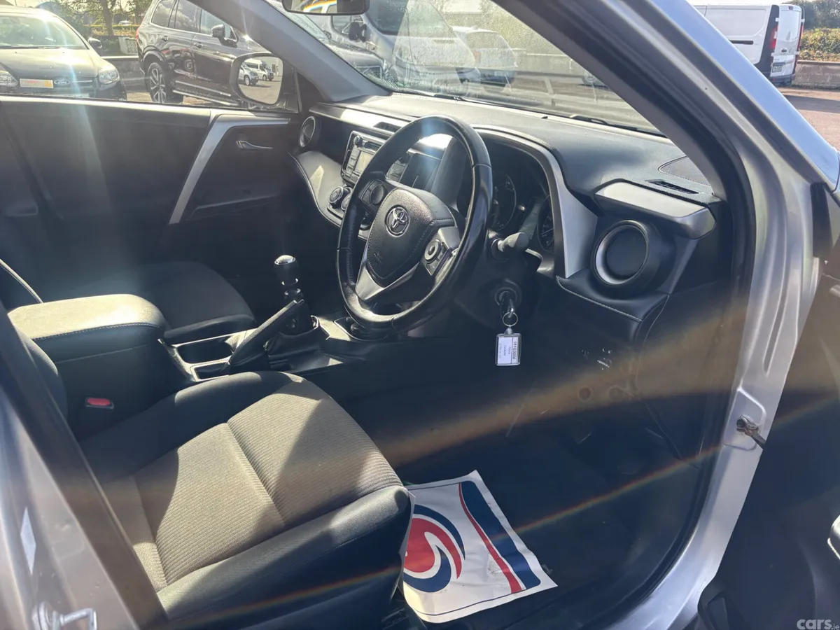 Toyota RAV4 SUV, Diesel, 2016, Silver