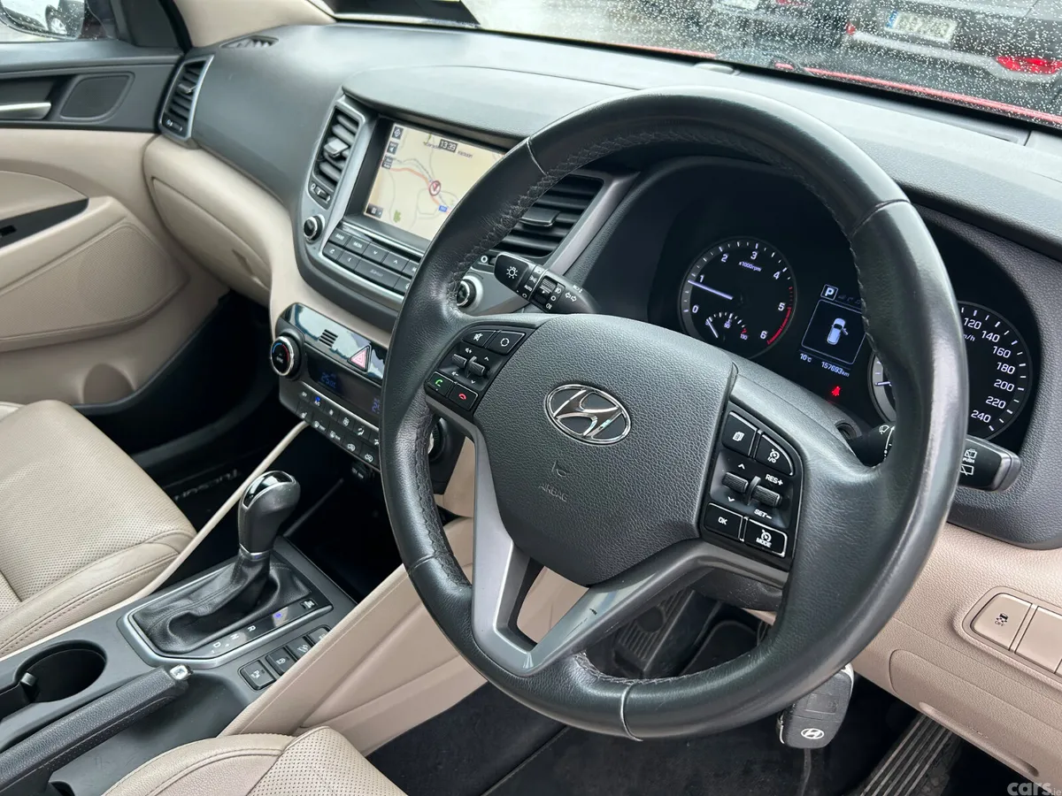 Hyundai Tucson SUV, Diesel, 2017, Red