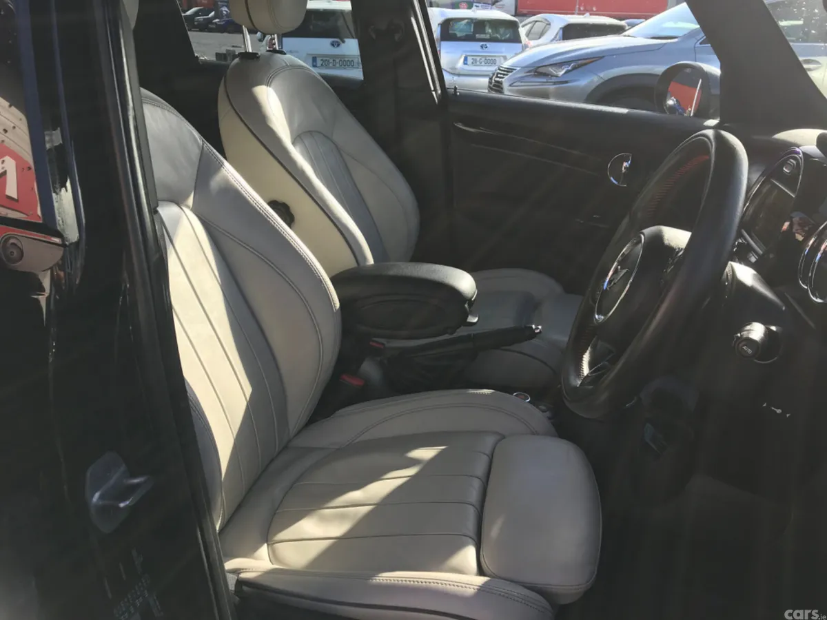 Mini Cooper Hatchback, Petrol, 2016, Black