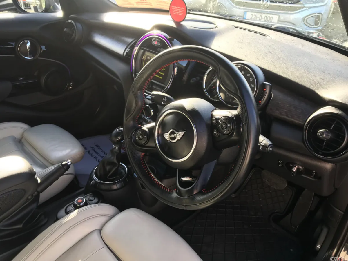 Mini Cooper Hatchback, Petrol, 2016, Black