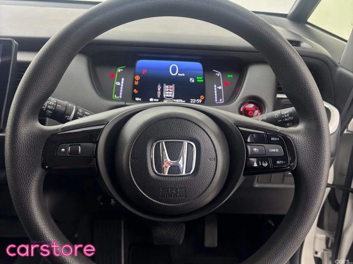 Honda Fit Hatchback, Petrol Hybrid, 2023, White