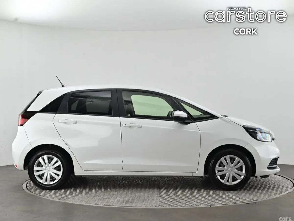Honda Fit Hatchback, Petrol Hybrid, 2023, White