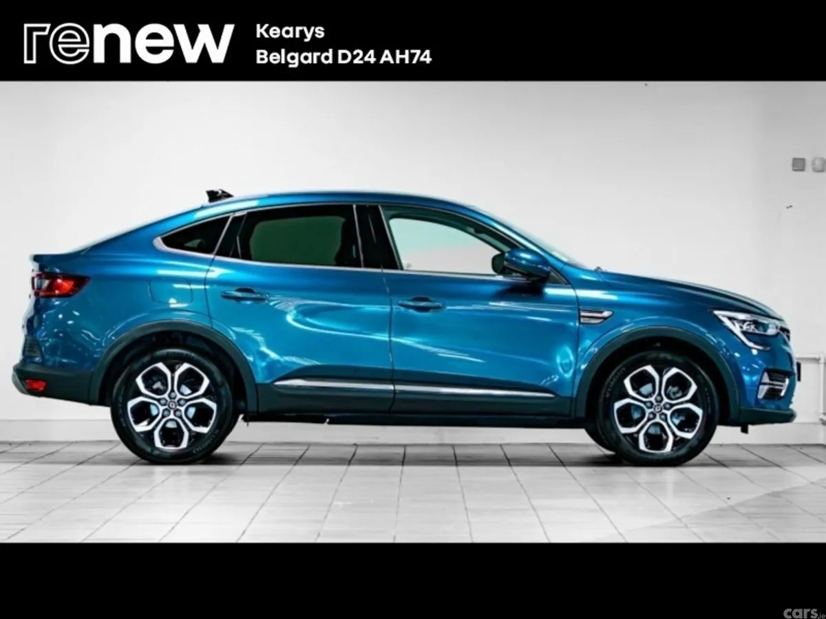 Renault Arkana Hatchback, Petrol, 2022, Blue