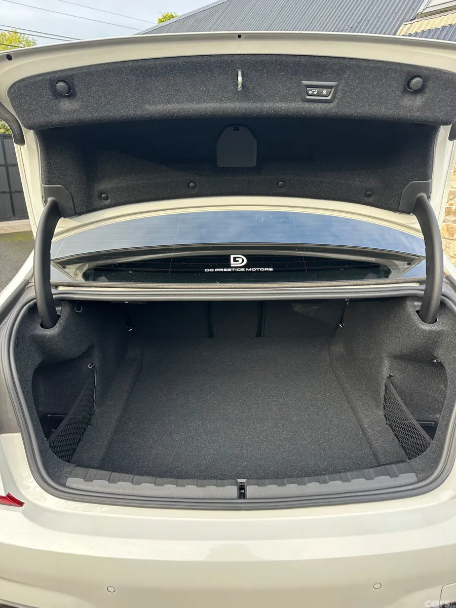 BMW 3-Series Saloon, Diesel, 2019, White