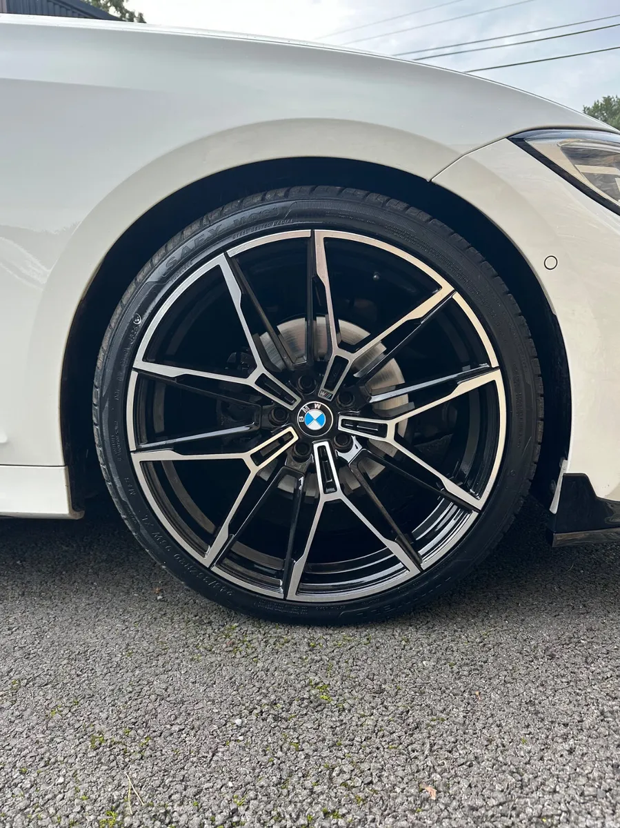 BMW 3-Series Saloon, Diesel, 2019, White