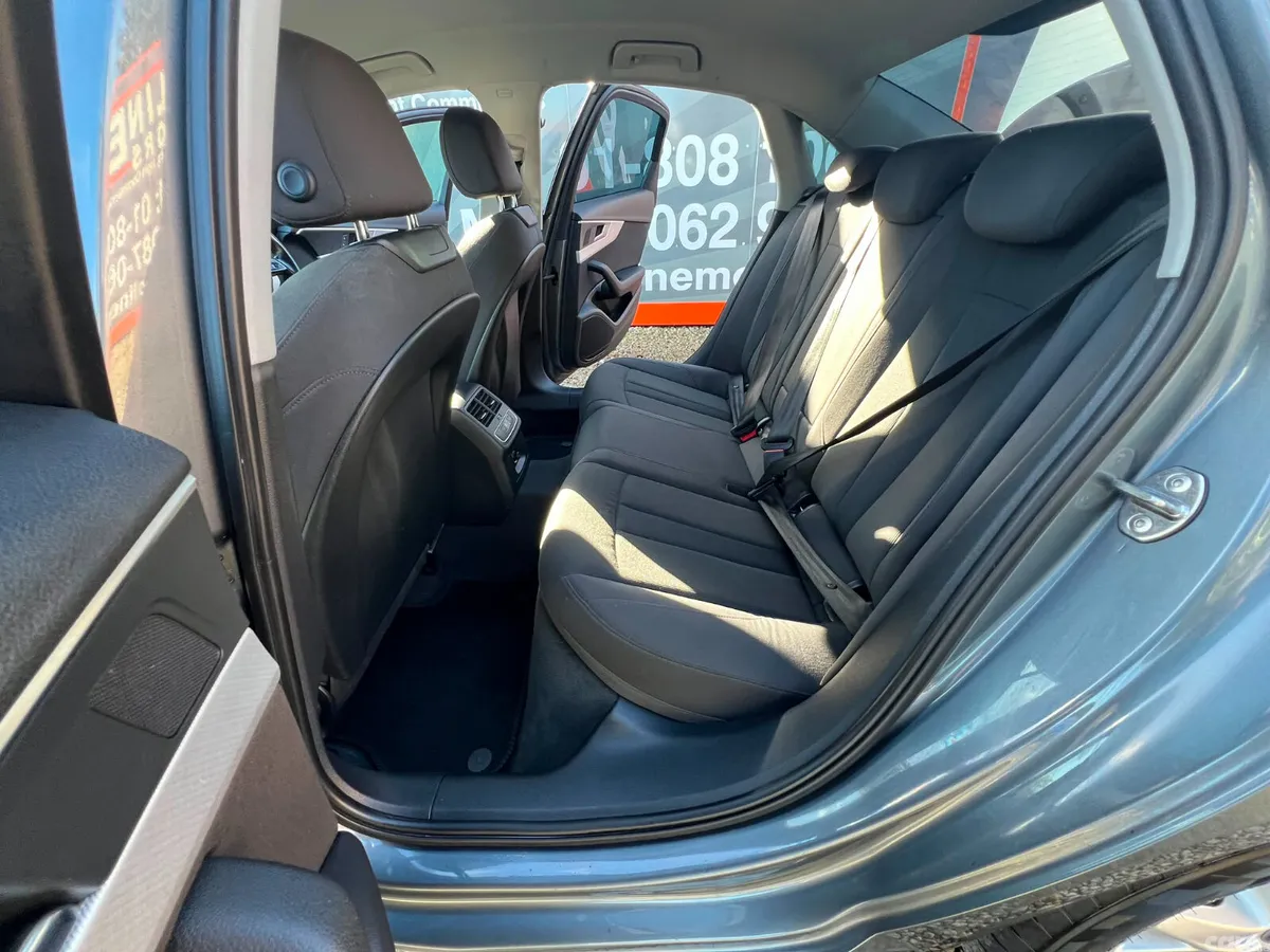 Audi A4 Saloon, Diesel, 2016, Grey