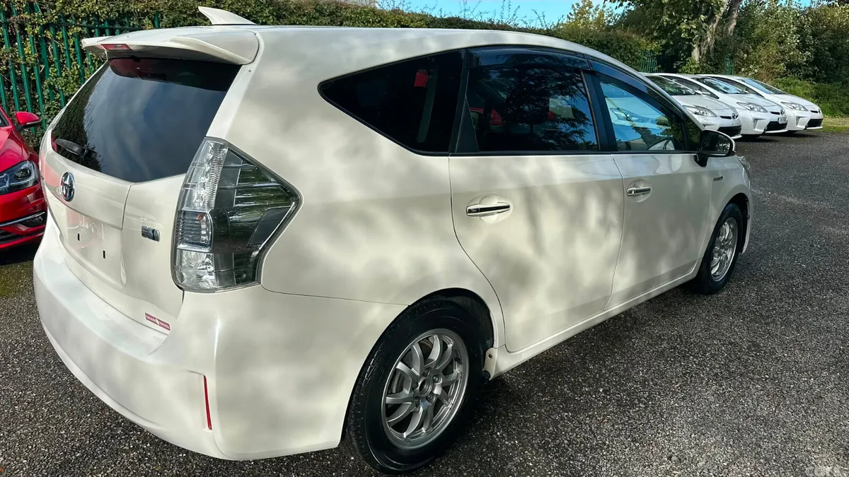 Toyota Prius Estate, Petrol Hybrid, 2015, White