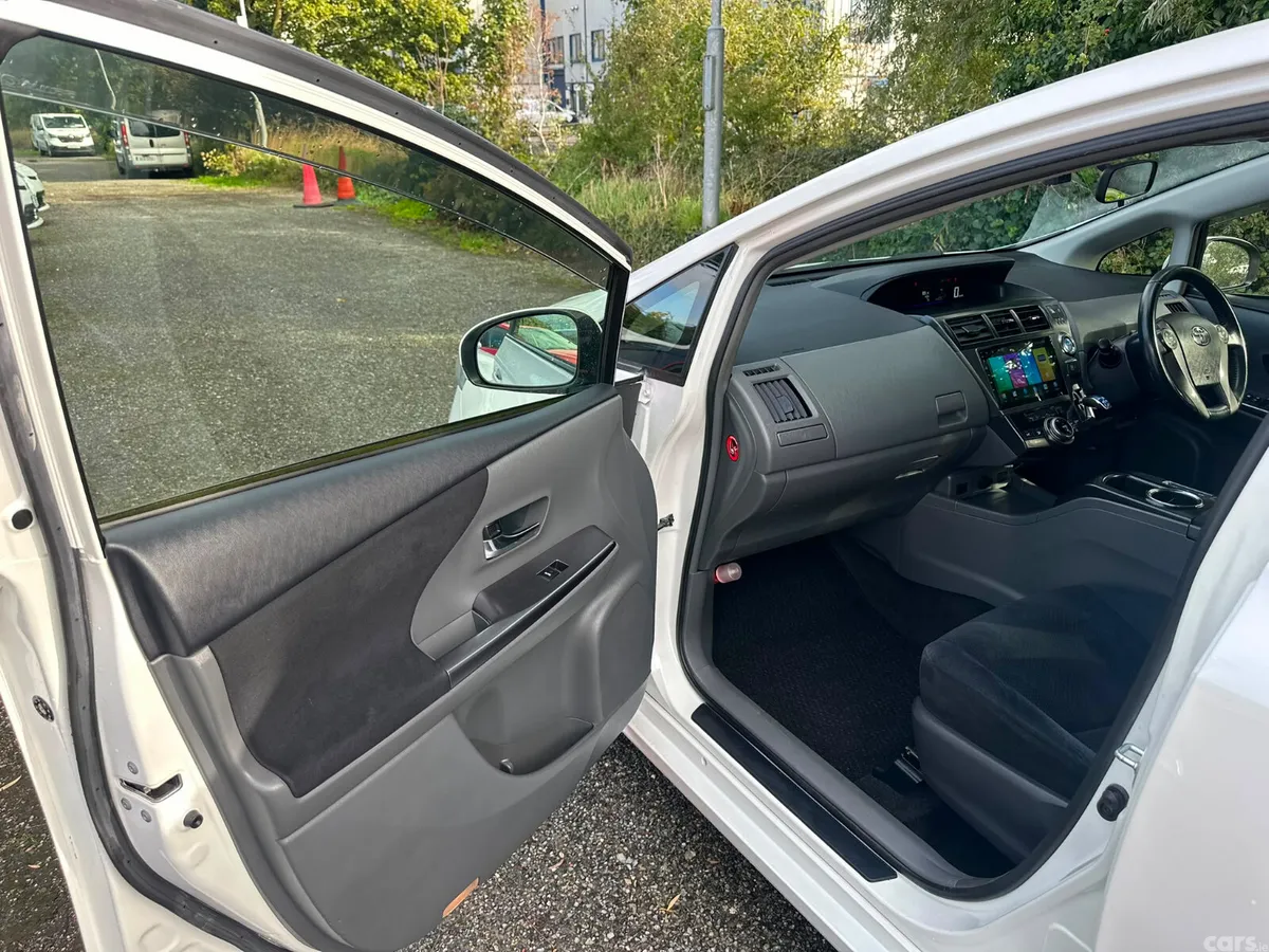 Toyota Prius Estate, Petrol Hybrid, 2015, White