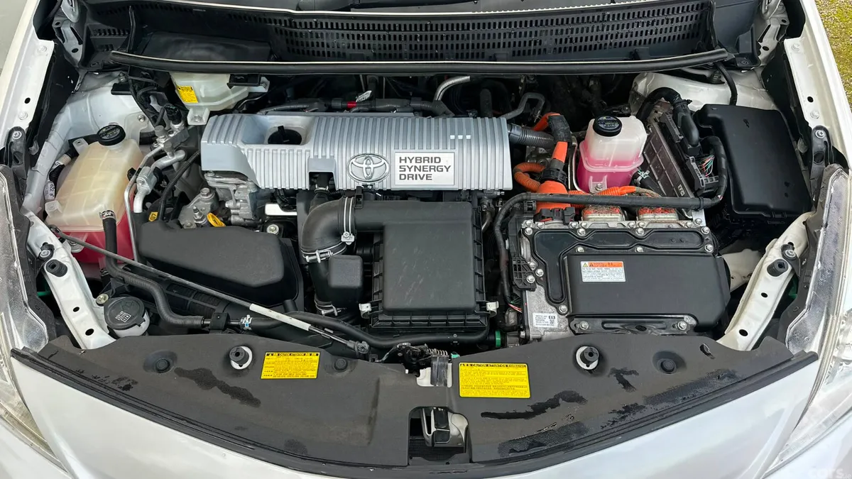 Toyota Prius Estate, Petrol Hybrid, 2015, White