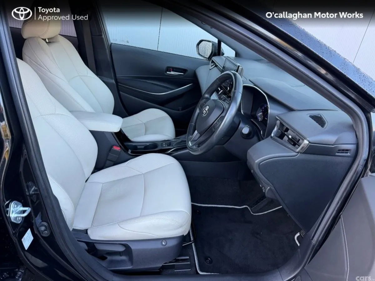 Toyota Corolla Estate, Petrol Hybrid, 2022, Black