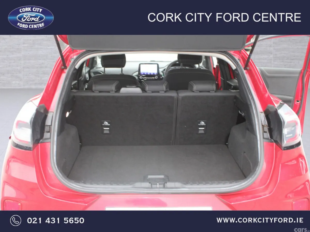 Ford Puma MPV, Petrol, 2021, Red