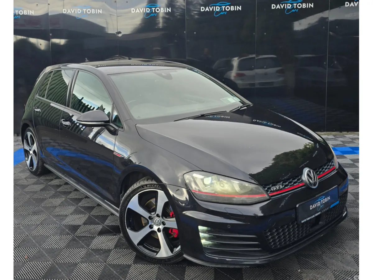 Volkswagen Golf Hatchback, Petrol, 2016, Black