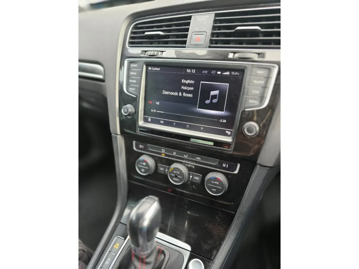 Volkswagen Golf Hatchback, Petrol, 2016, Black