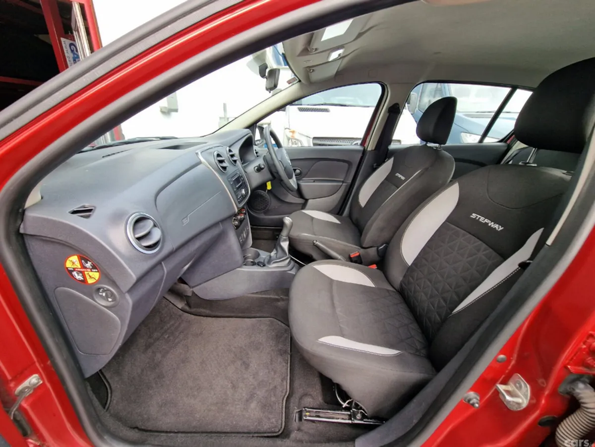 Dacia Sandero Stepway Hatchback, Petrol, 2014, Red