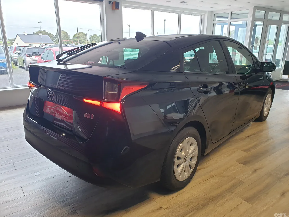 Toyota Prius Hatchback, Petrol Hybrid, 2021, Black