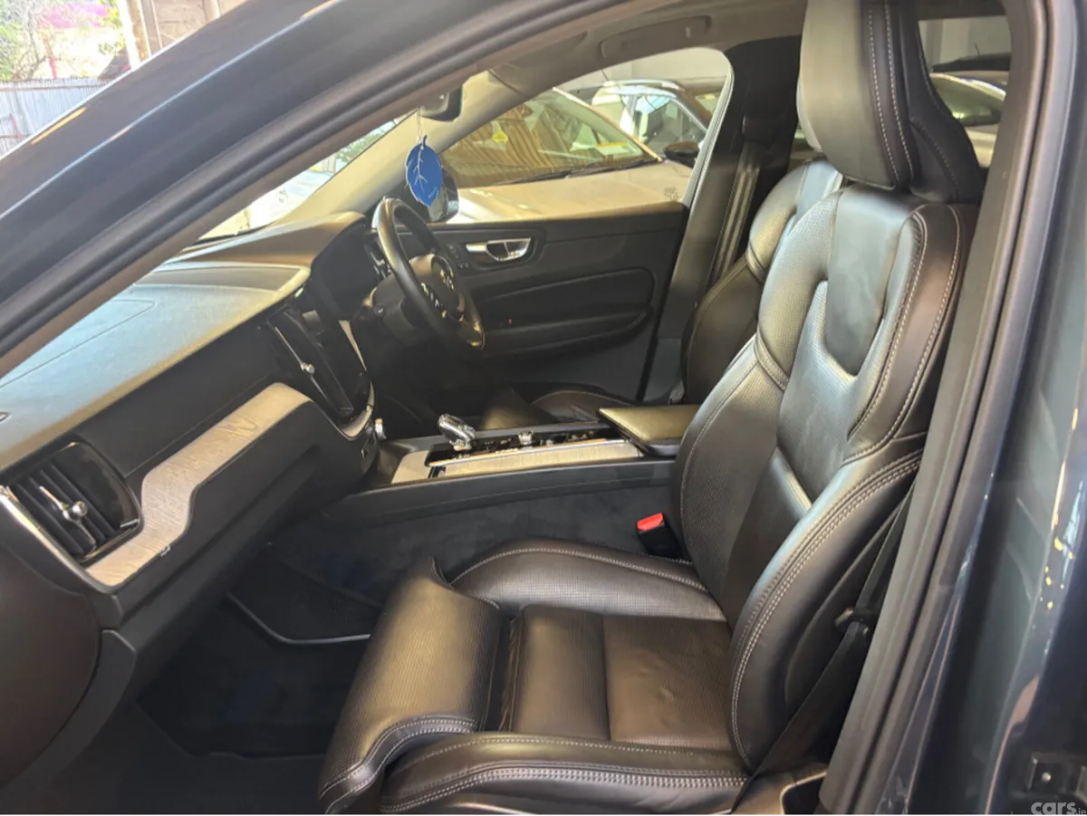Volvo XC60 SUV, Diesel, 2020, Blue