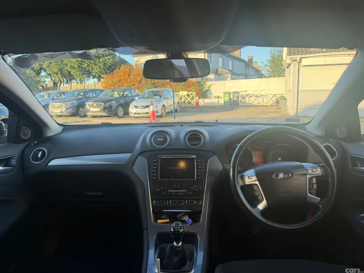 Ford Mondeo Hatchback, Diesel, 2014, Grey