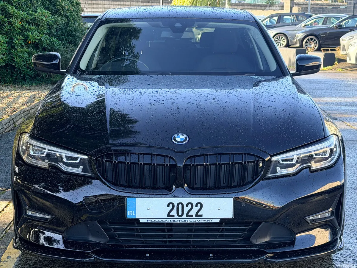 BMW 3-Series Saloon, Petrol Hybrid, 2022, Black