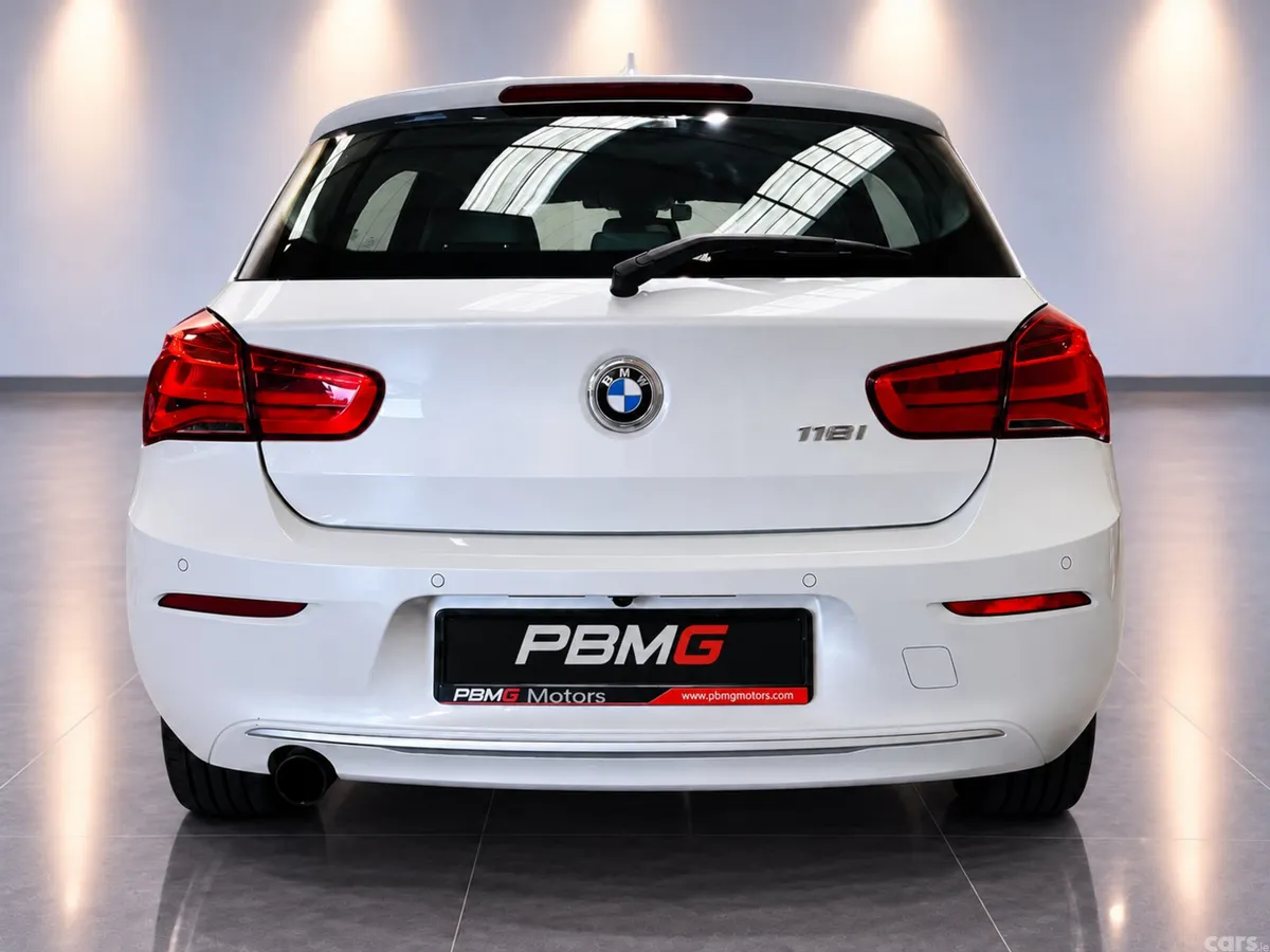 BMW 1-Series Hatchback, Petrol, 2019, White
