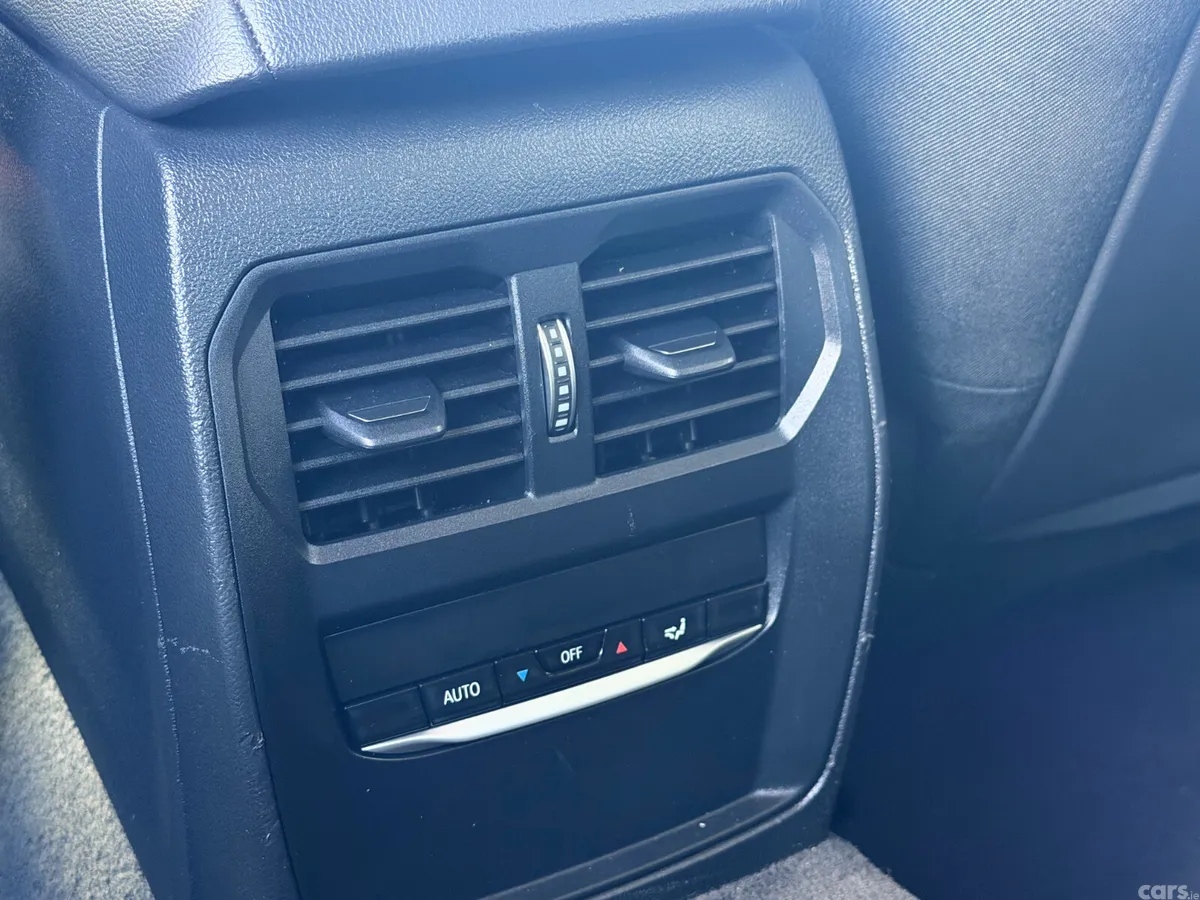 BMW 3-Series Saloon, Petrol Hybrid, 2022, Black