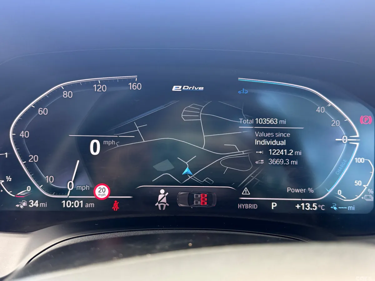 BMW 3-Series Saloon, Petrol Hybrid, 2022, Black
