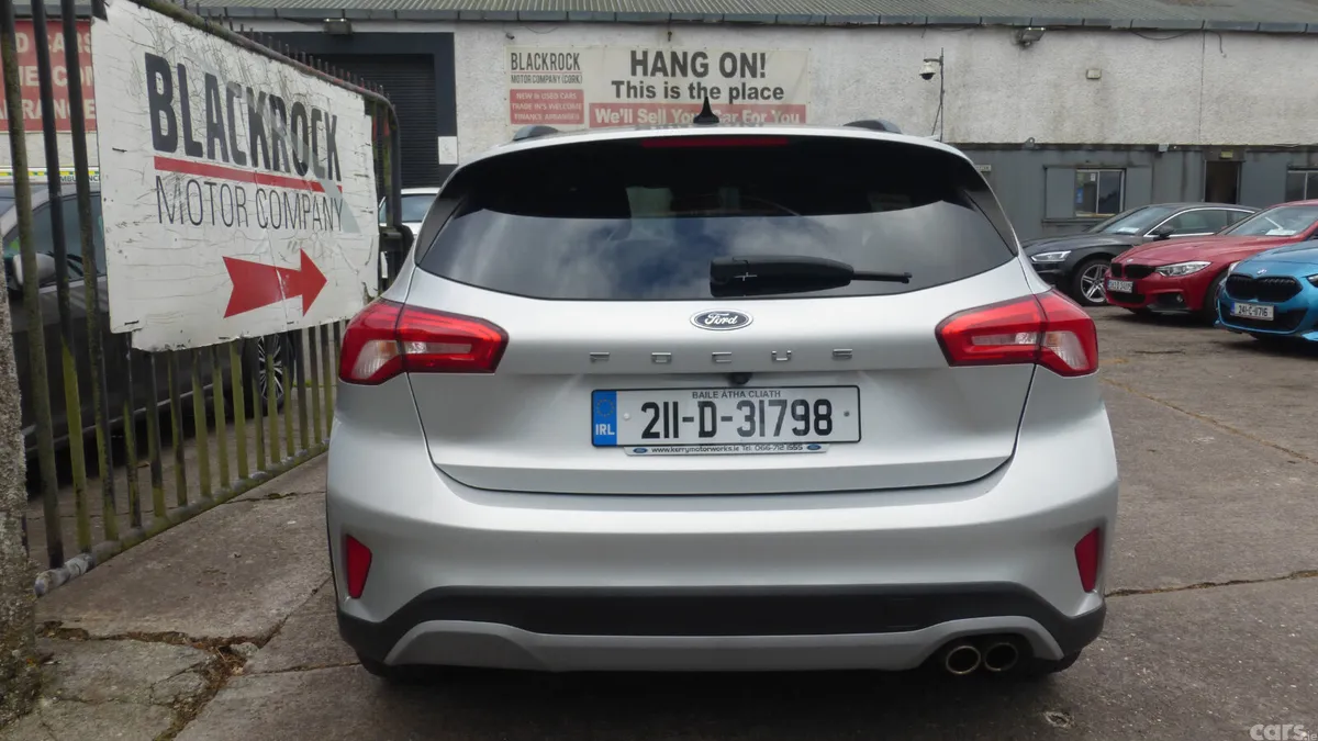 Ford Focus Hatchback, Petrol, 2021, Grey