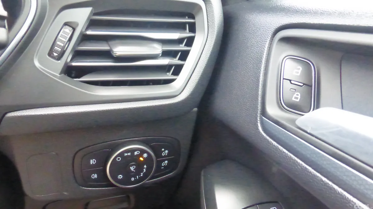 Ford Focus Hatchback, Petrol, 2021, Grey